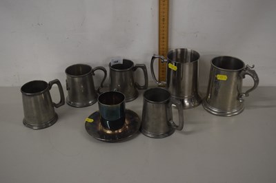 Lot 144 - Quantity pewter tankards