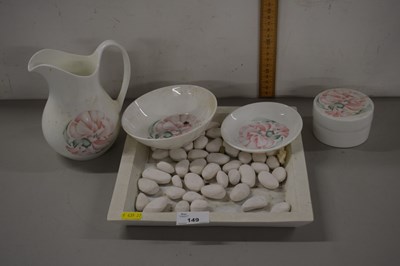 Lot 149 - Mixed Lot: Royal Doulton Carcharel ceramics...