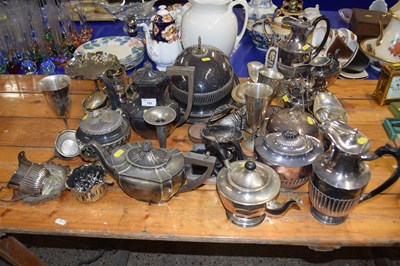 Lot 193 - Large Mixed Lot: Various silver plated wares...