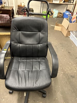 Lot 751 - Revolving office chair