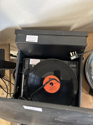 Lot 693 - A turntable