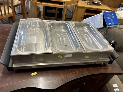 Lot 712 - A Gourmet heated food service tray