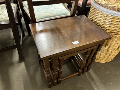 Lot 722 - Nest of tables