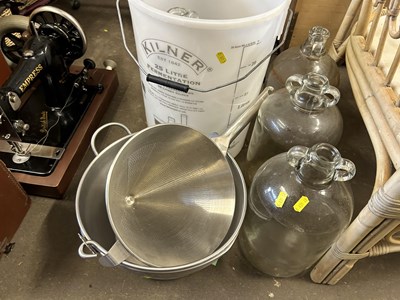 Lot 775 - Quantity of home brewing equipment