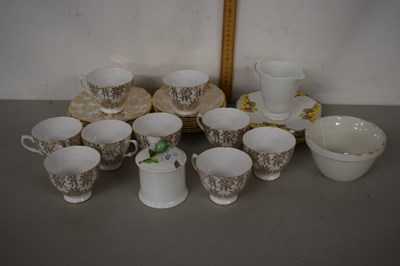 Lot 137 - Quantity of Royal Vale tea wares and other...