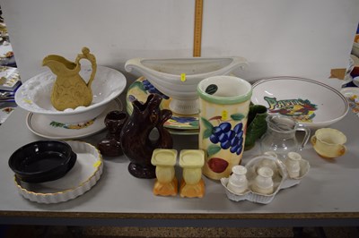 Lot 162 - Large Mixed Lot: Various serving bowls, Crown...