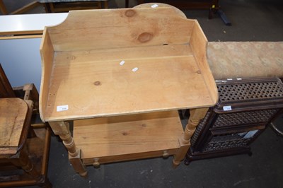 Lot 721 - Pine wash stand