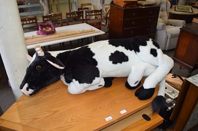 Lot 749 - Large reclining cow