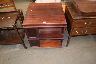 Lot 766 - A revolving bookcase