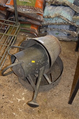 Lot 1027 - Mixed lot of galvanised items, bucket,...