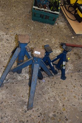 Lot 1060 - Four axle stands