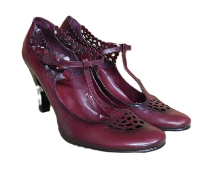 Lot 143 - A pair of Kurt Geiger burgundy leather high...