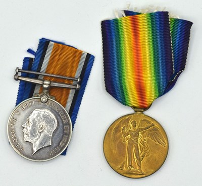 Lot 33 - First World War British Medal Pair comprising...