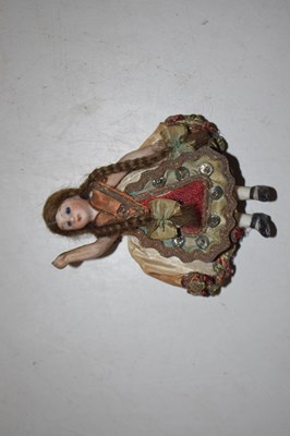 Lot 115 - An early 20th Century miniature doll in...