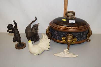 Lot 129 - Group of ceramics and metal items including...