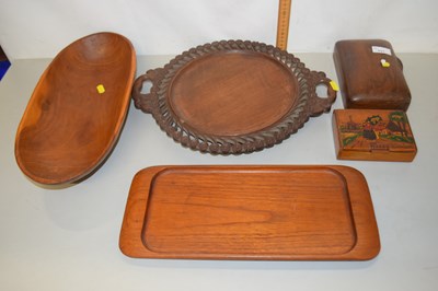 Lot 131 - Mixed Lot: Various carved wooden boxes and...