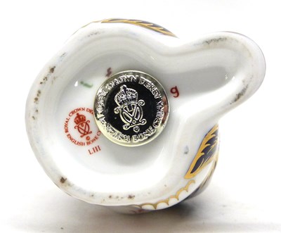Lot 128 - Royal Crown Derby paperweight modelled as a...