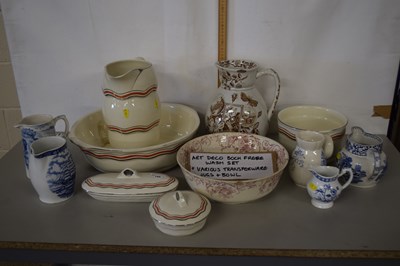 Lot 144 - An Art Deco Boch Frere washing set with...