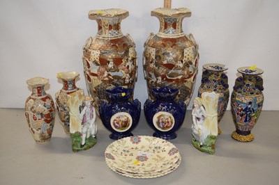 Lot 162 - Group of mainly Oriental ceramics including a...