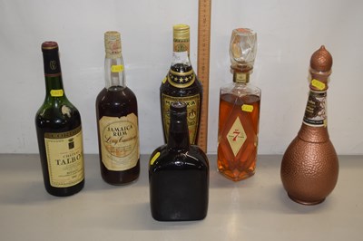 Lot 195 - Mixed Group of spirits including a Chateau...