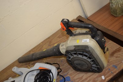 Lot 1005 - Petrol leaf blower