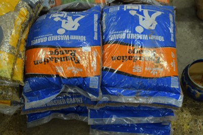 Lot 1023 - Ten bags of 10mm washed gravel