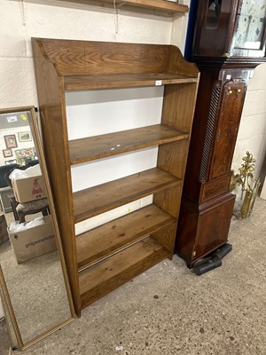 Lot 315 - Pine bookcase