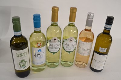 Lot 242 - Pinot Grigio x 5 and one other wine, 6 bottles