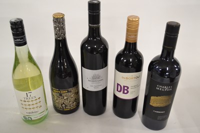 Lot 246 - Mixed Australian Red and White Wine, 5 bottles