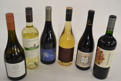 Lot 252 - Chilean Red & White Wine, 6 bottles