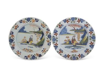 Lot 78 - A pair of 18th Century English Delft plates...