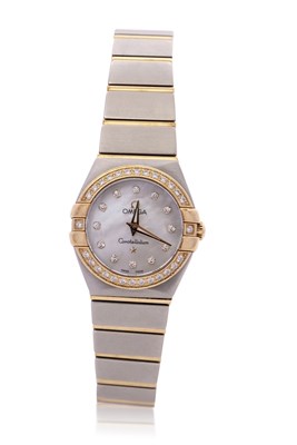 Lot 366 - An Omega Constellation ladies wristwatch, the...