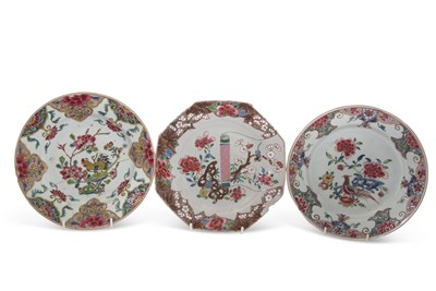 Lot 174 - A group of three 18th Century Chinese plates,...