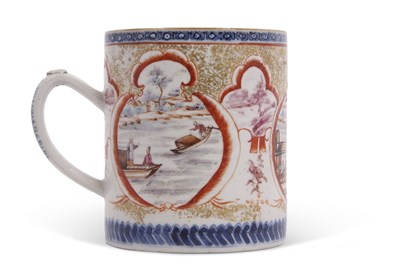 Lot 176 - A large 18th Century Chinese Export tankard...