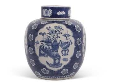 Lot 187 - A large Chinese porcelain jar and cover, 19th...