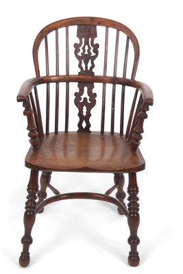 Lot 564 - An early 19th Century yew and elm Windsor...