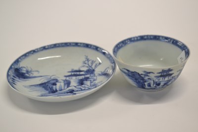 Lot 369 - An 18th Century Chinese porcelain tea bowl and...