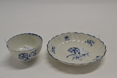 Lot 472 - An 18th Century Worcester porcelain tea bowl...