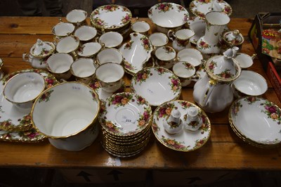 Lot 233 - LARGE COLLECTION OF ROYAL ALBERT OLD COUNTRY...