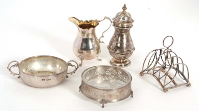 Lot 16 - Mixed Lot: A George V silver cream jug of...