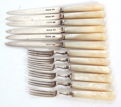 Lot 22 - Six pairs of silver bladed and mother of pearl...