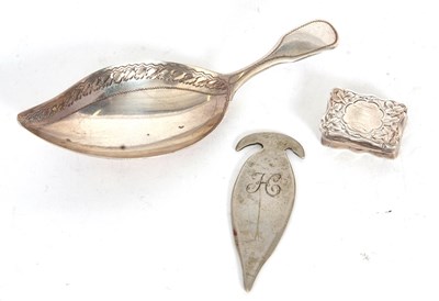 Lot 99 - Mixed Lot: A small late Victorian silver...