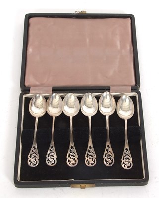 Lot 158 - A cased set of six George VI silver teaspoons...