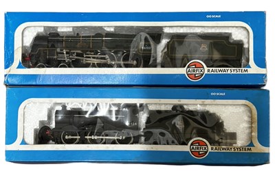 Lot 64 - A pair of boxed Airfix 00 gauge locomotives...