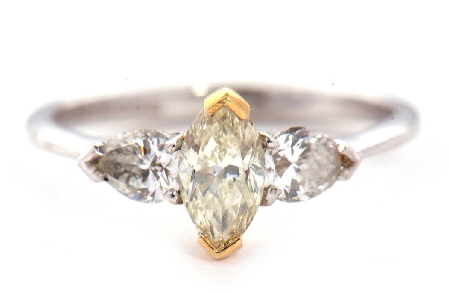 Lot 66 - An 18ct yellow and white diamond ring, the...