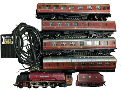 Lot 91a - A Hornby 00 gauge Duchess of Sutherland...