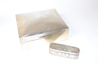 Lot 409 - A silver cigar box, hinged lid, hallmarks...