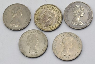 Lot 89 - 5 20th century crown coins, Churchill Crowns...