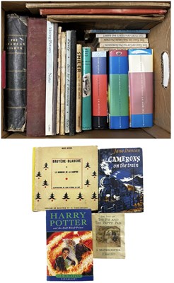 Lot 910 - ONE BOX: Vintage and modern children's