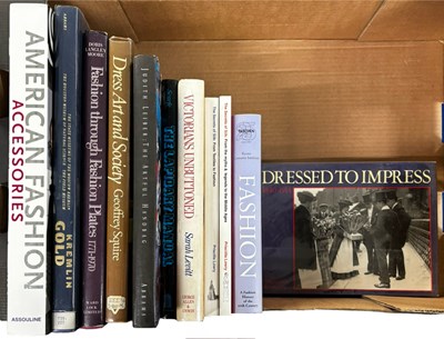 Lot 952 - ONE BOX: Fashion and dress interest